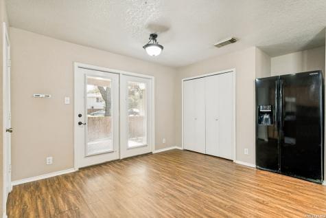 14 Kenrock Ridge San Antonio TX 78254