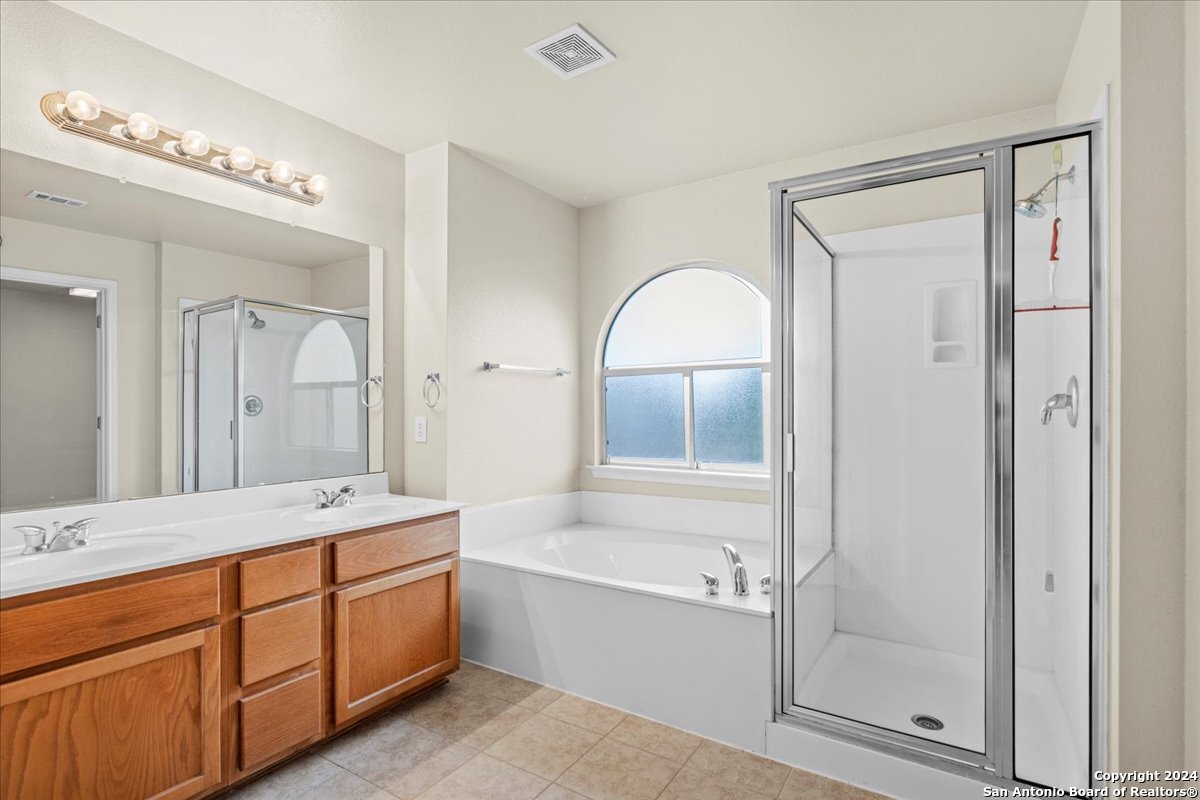 152 Falcon Crossing Cibolo TX 78108