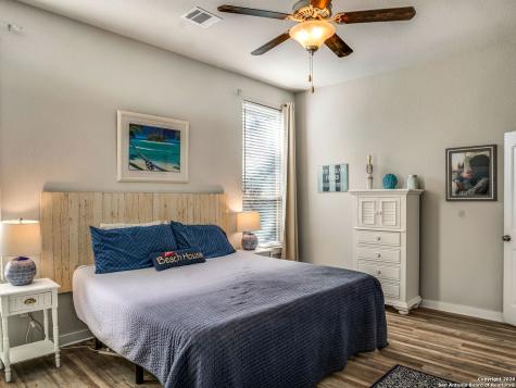 10546 Far Reaches Lane Helotes TX 78023