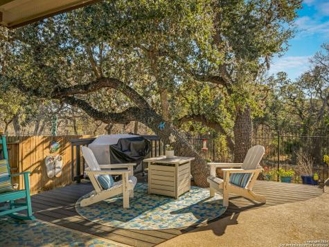 10546 Far Reaches Lane Helotes TX 78023