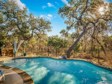 10546 Far Reaches Lane Helotes TX 78023