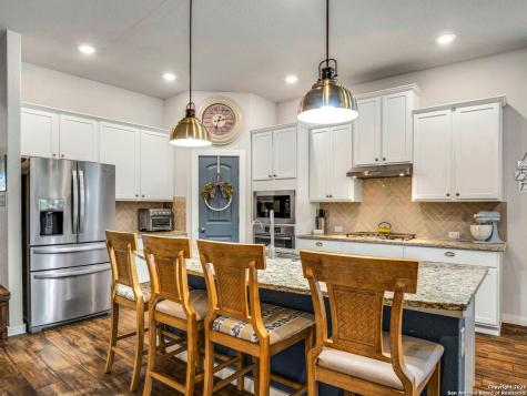 10546 Far Reaches Lane Helotes TX 78023