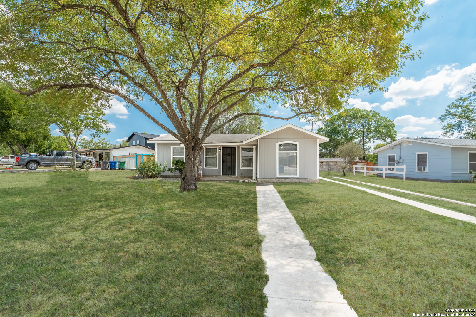318 Pickwell Drive San Antonio TX 78223