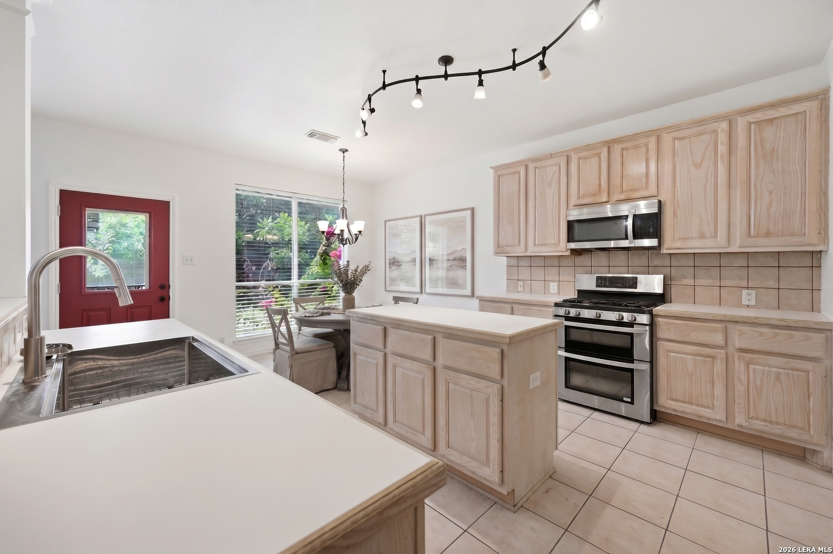 8906 Brae Bend San Antonio TX 78249