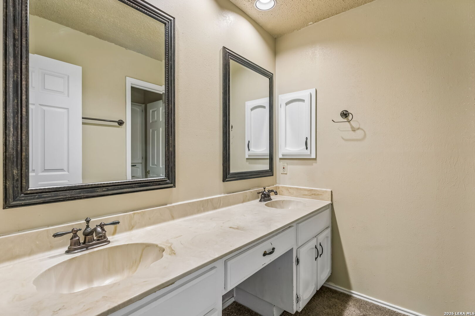 15222 Oak Spring Street San Antonio TX 78232