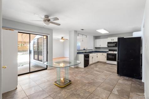 15103 Kamary San Antonio TX 78247