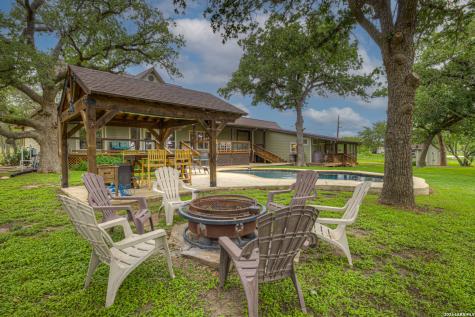 285 Rangeland Seguin TX 78155