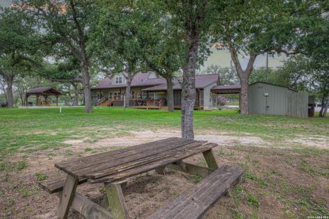 285 Rangeland Seguin TX 78155