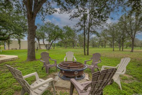 285 Rangeland Seguin TX 78155