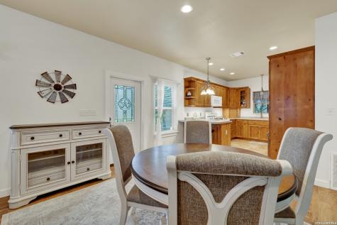 285 Rangeland Seguin TX 78155