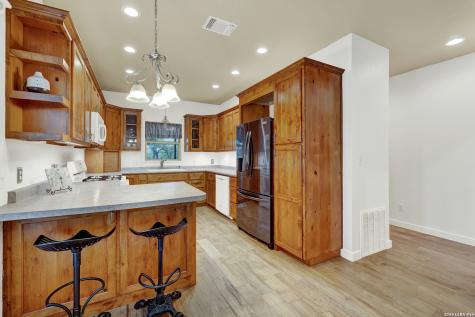 285 Rangeland Seguin TX 78155
