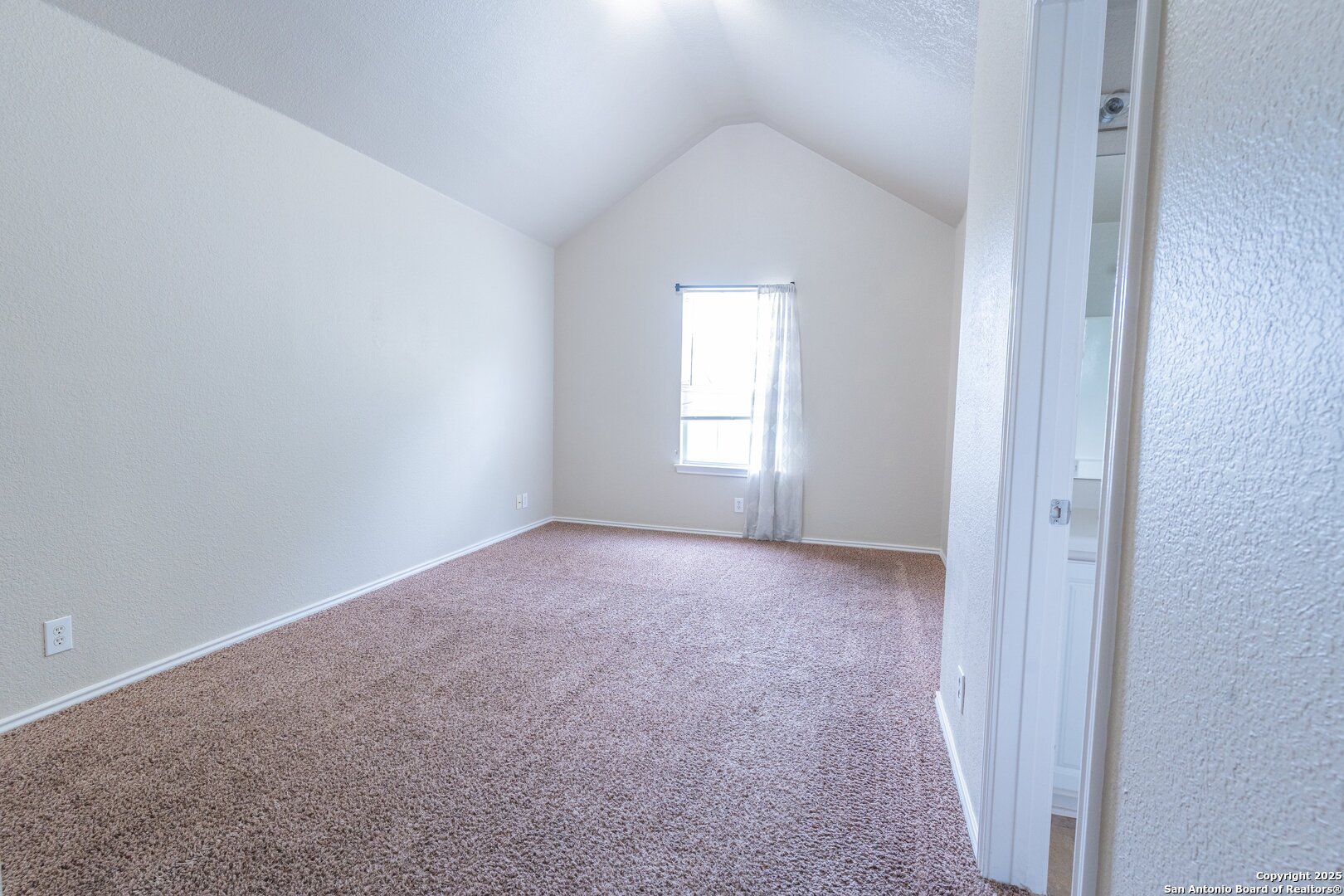 4111 St Charles Bay San Antonio TX 78229