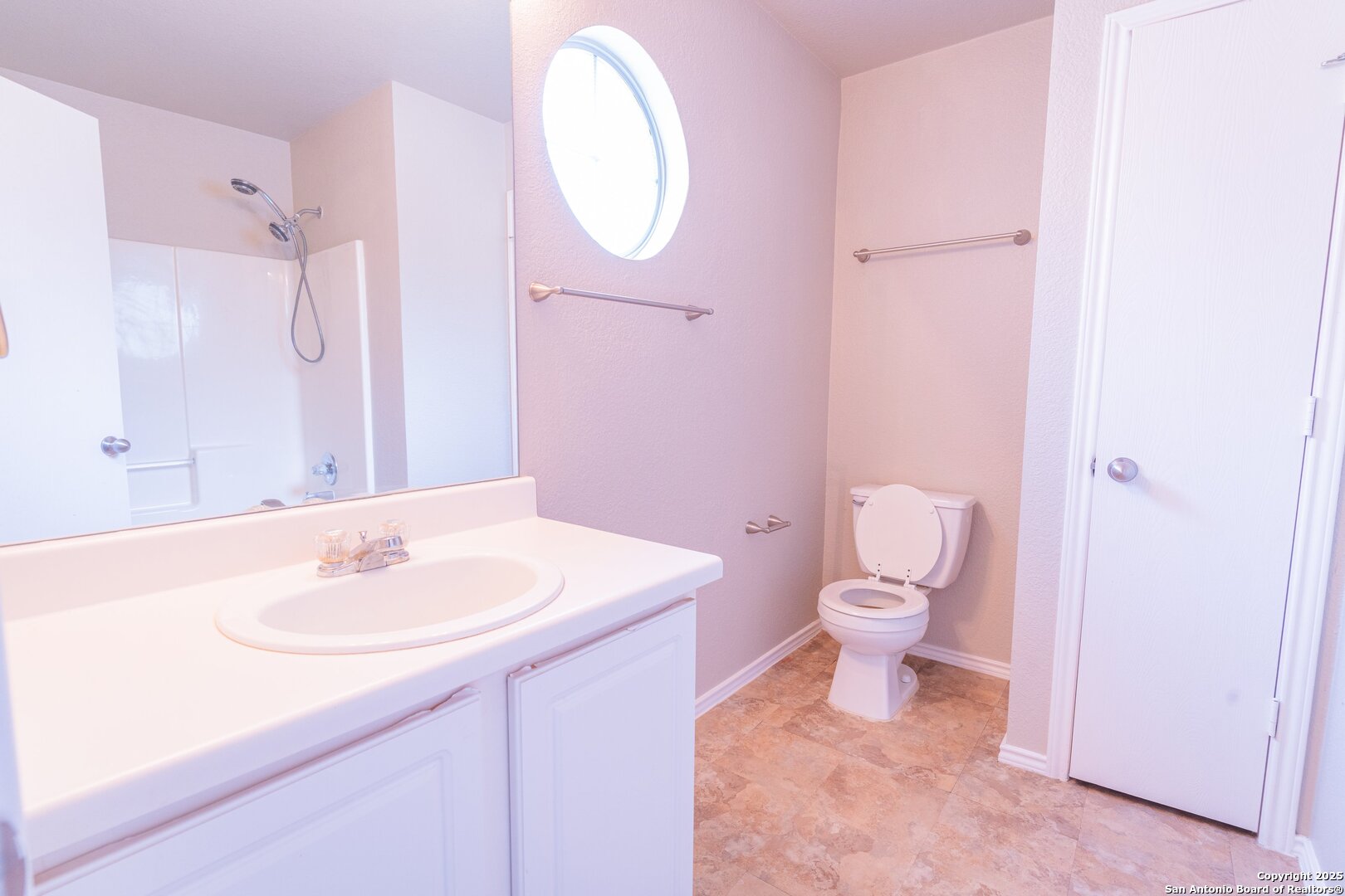 4111 St Charles Bay San Antonio TX 78229
