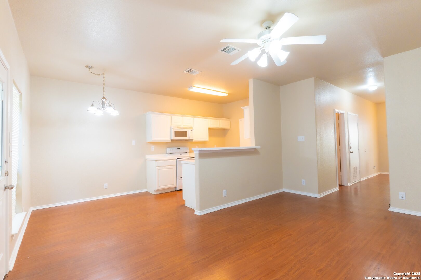 4111 St Charles Bay San Antonio TX 78229