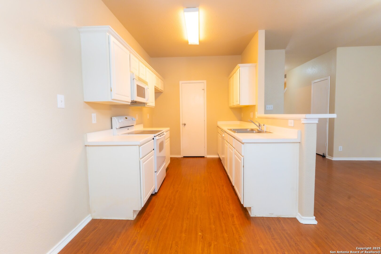 4111 St Charles Bay San Antonio TX 78229