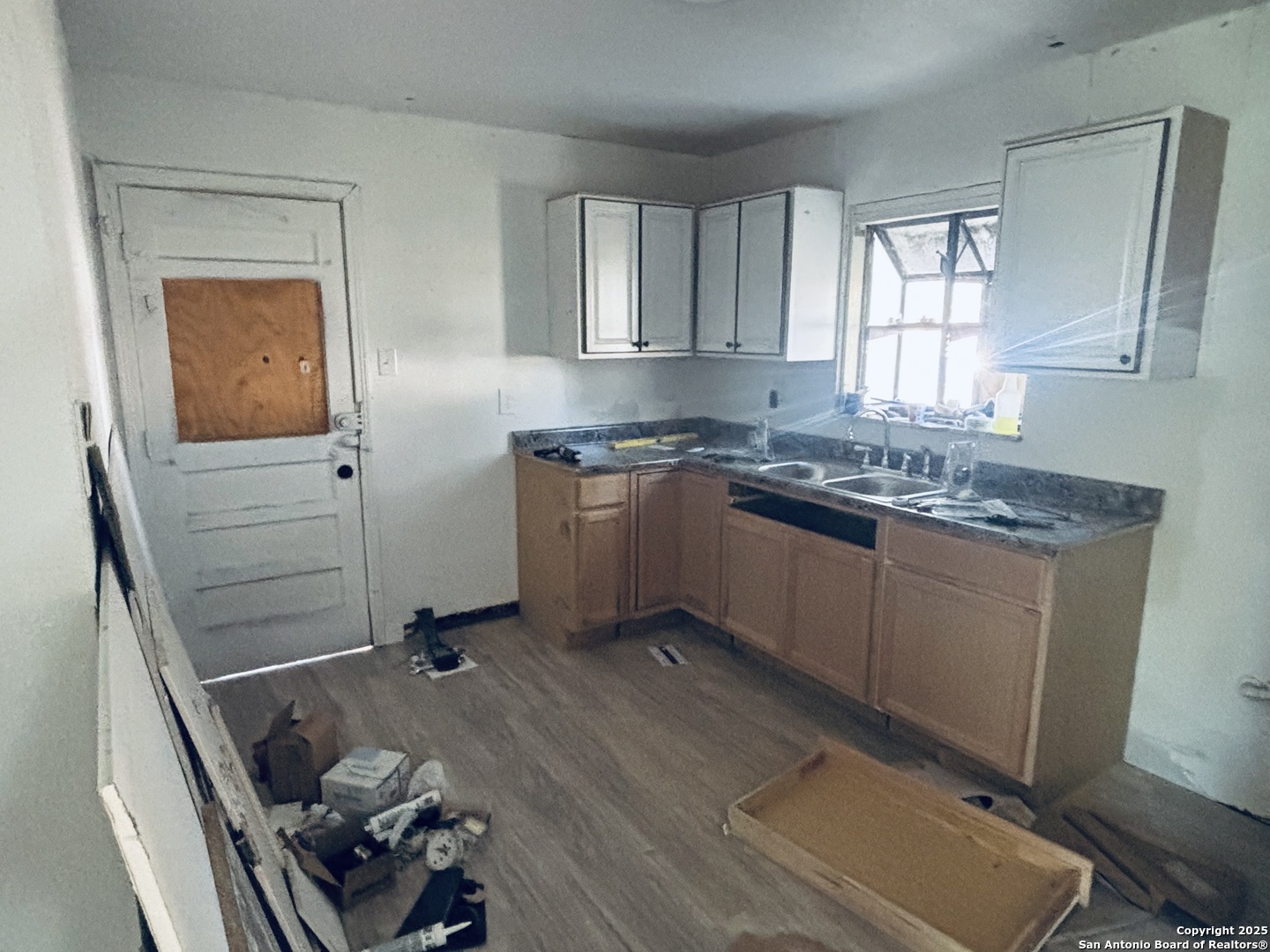 318 Charcliff San Antonio TX 78220