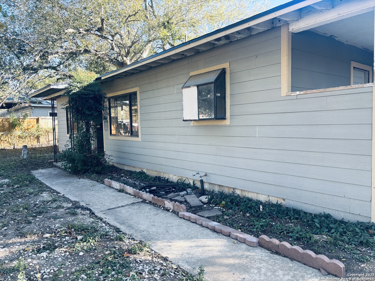 318 Charcliff San Antonio TX 78220