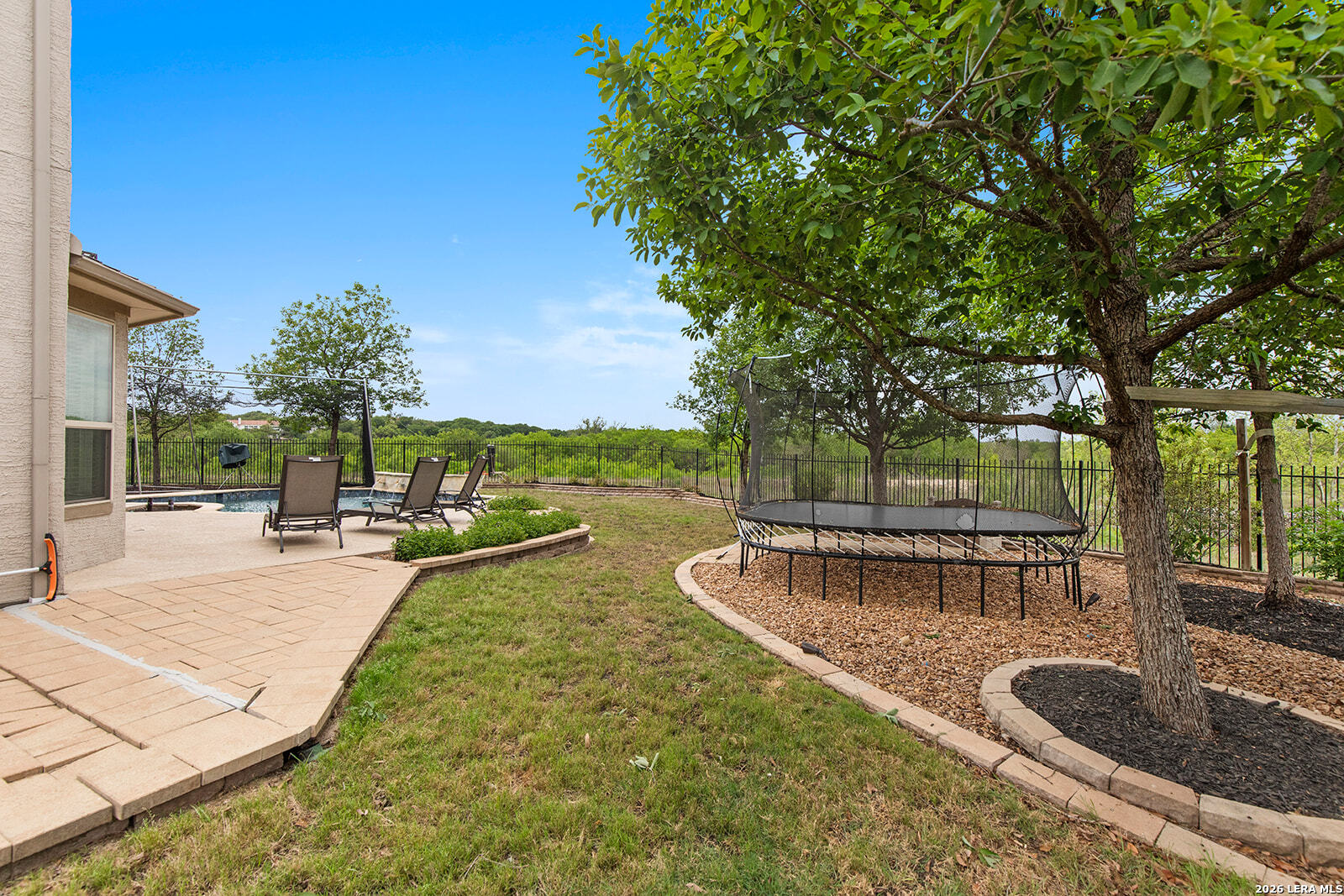 8039 Cibolo Valley Fair Oaks Ranch TX 78015