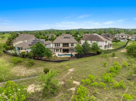 8039 Cibolo Valley Fair Oaks Ranch TX 78015