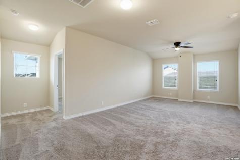 6055 Red Rose San Antonio TX 78244
