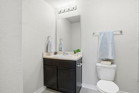 6055 Red Rose San Antonio TX 78244