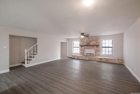 2643 Waleetka San Antonio TX 78210