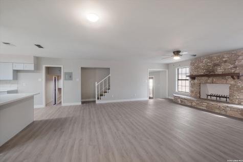 2643 Waleetka San Antonio TX 78210