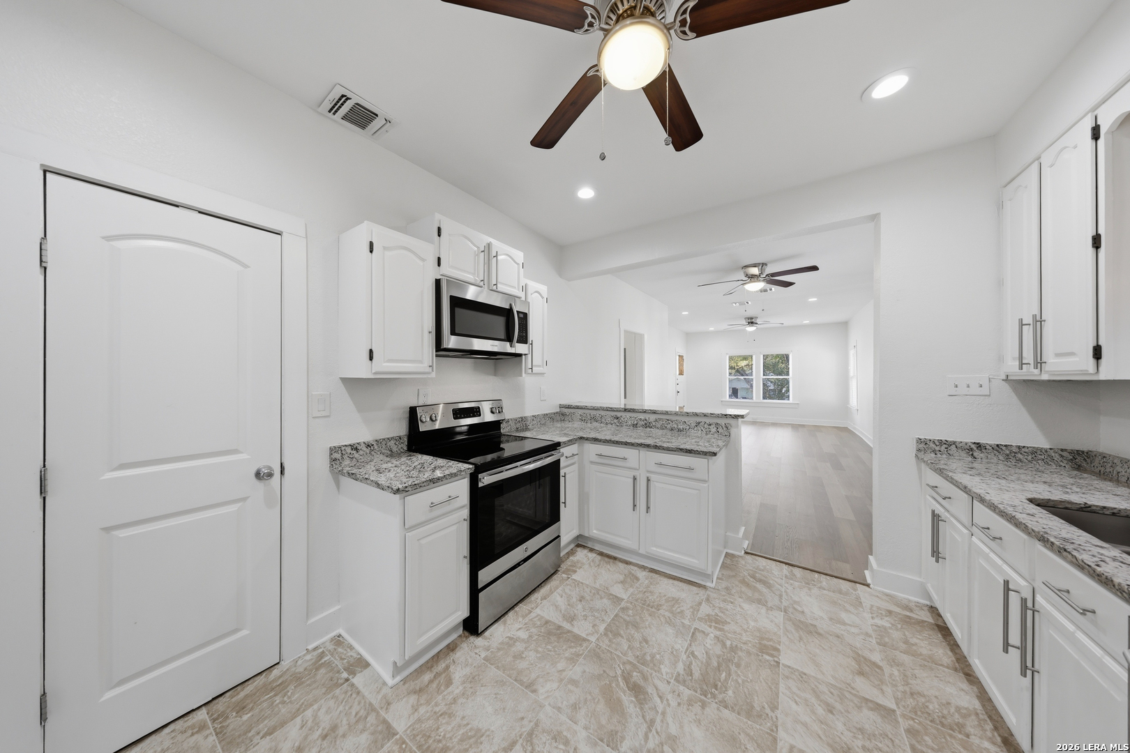 1239 Kayton Avenue San Antonio TX 78210