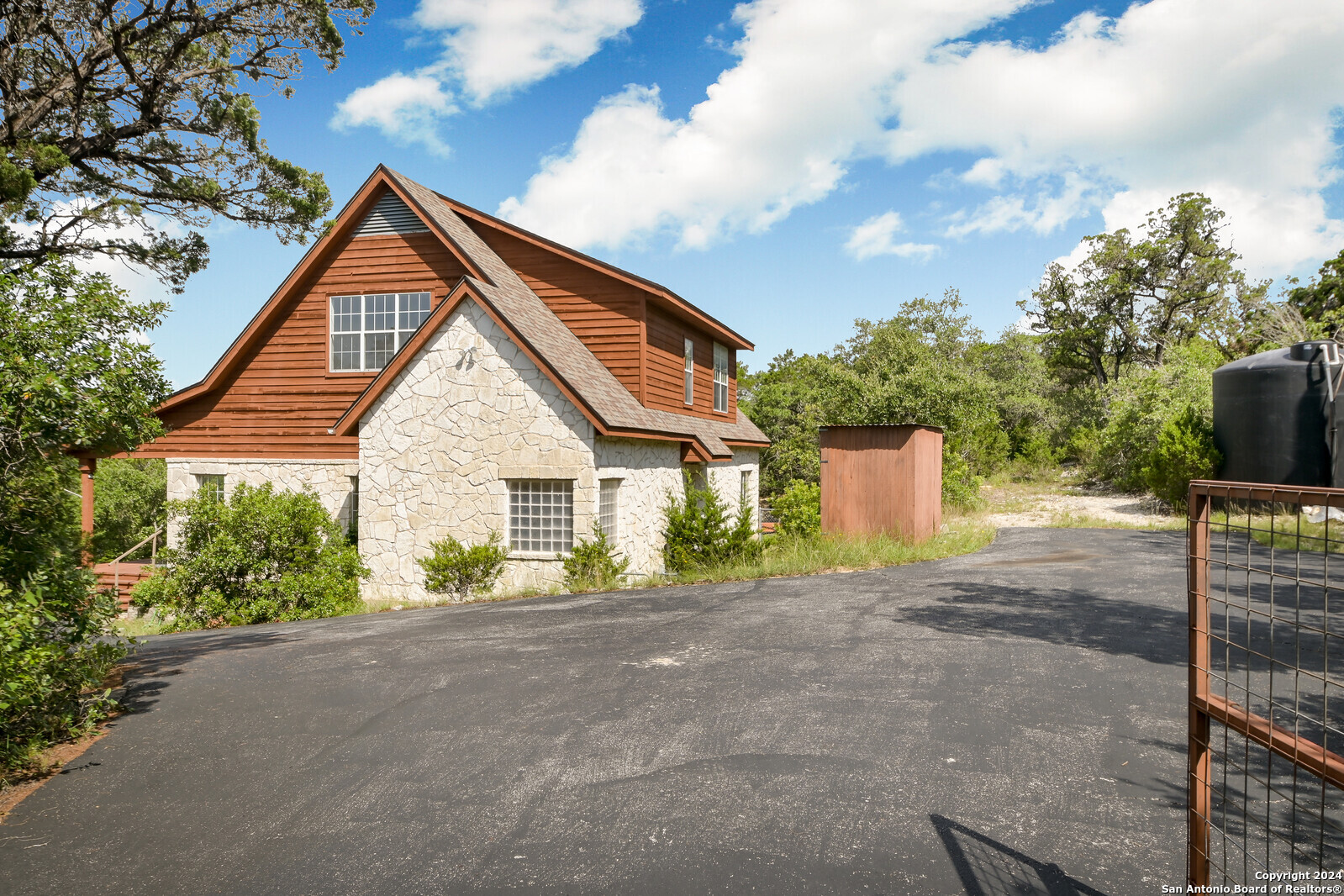 19819 Chimney Creek Road Helotes TX 78023