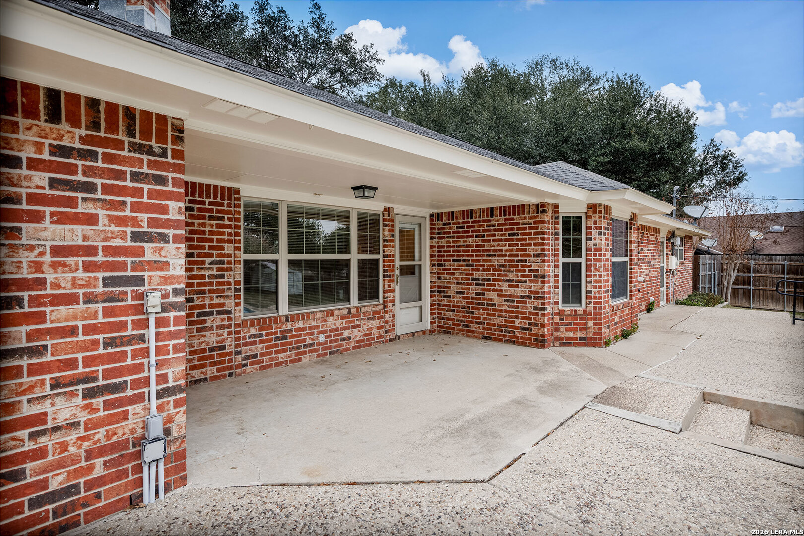 604 Elm Street Floresville TX 78114