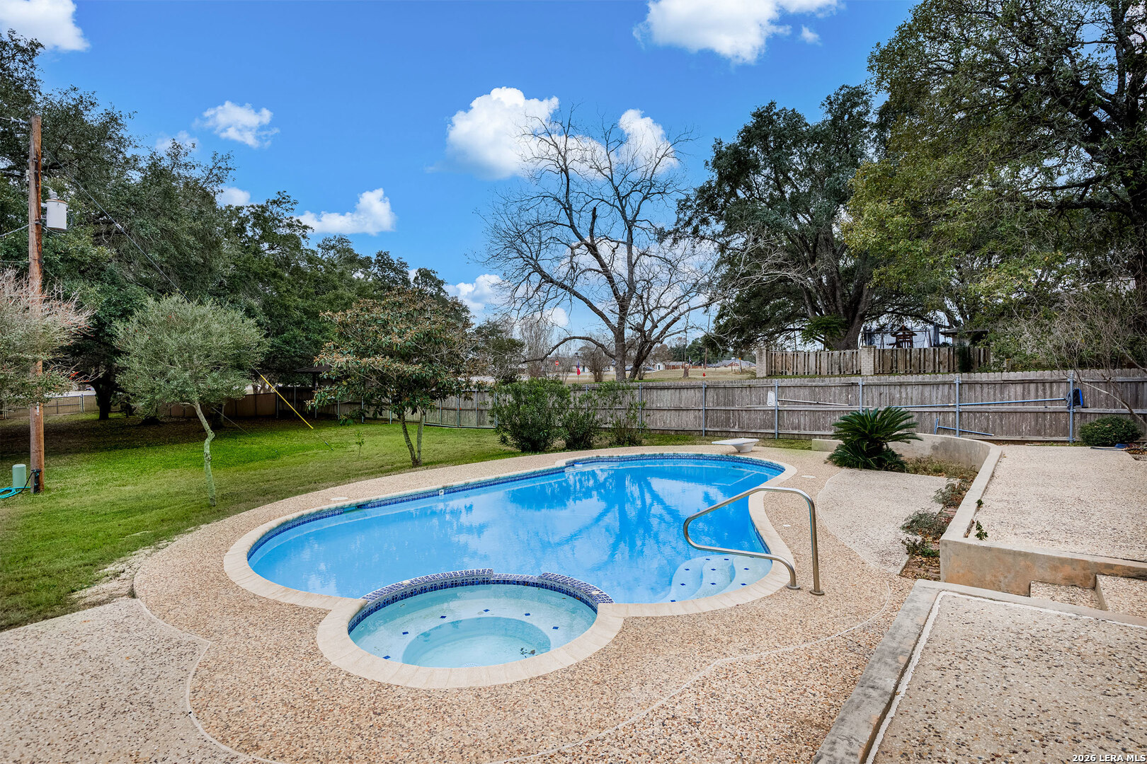 604 Elm Street Floresville TX 78114