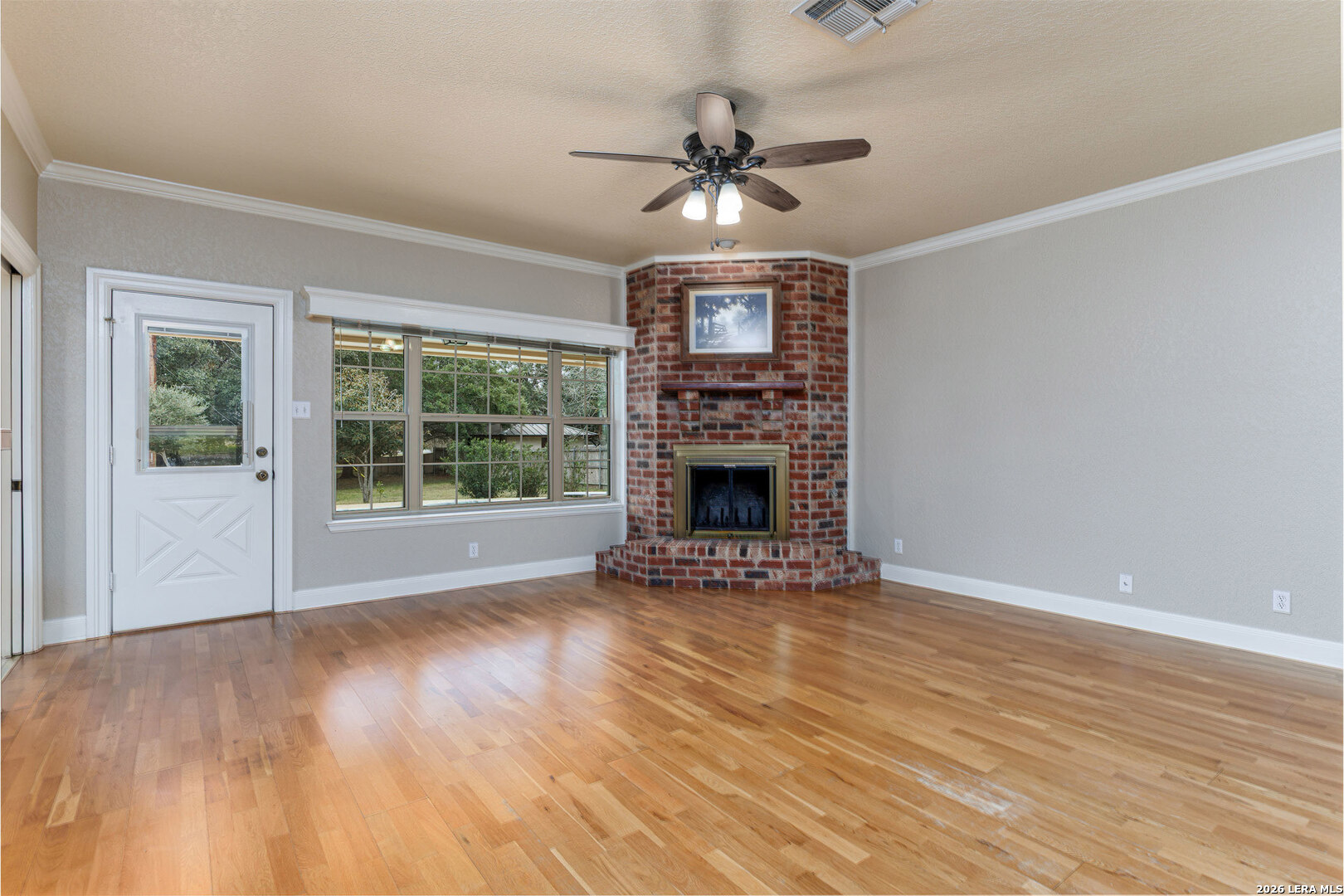 604 Elm Street Floresville TX 78114