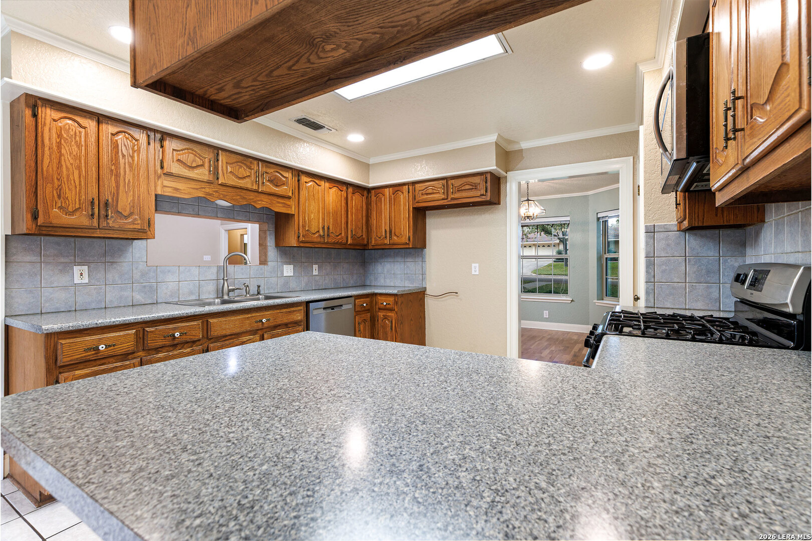 604 Elm Street Floresville TX 78114