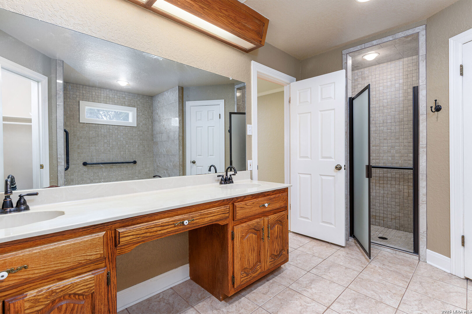 604 Elm Street Floresville TX 78114