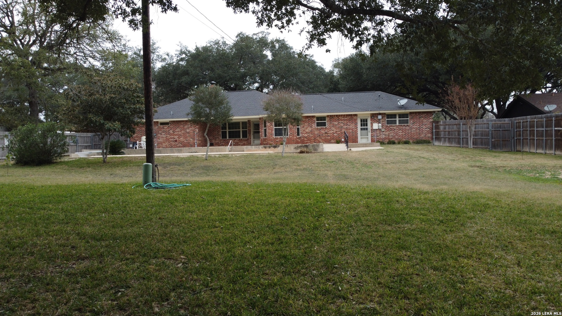 604 Elm Street Floresville TX 78114