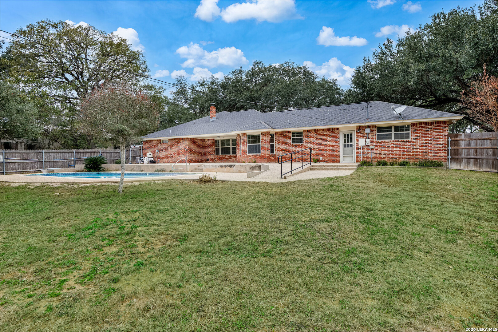 604 Elm Street Floresville TX 78114