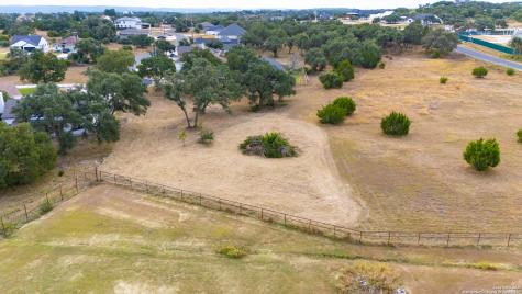141 N Lon Price Blanco TX 78606