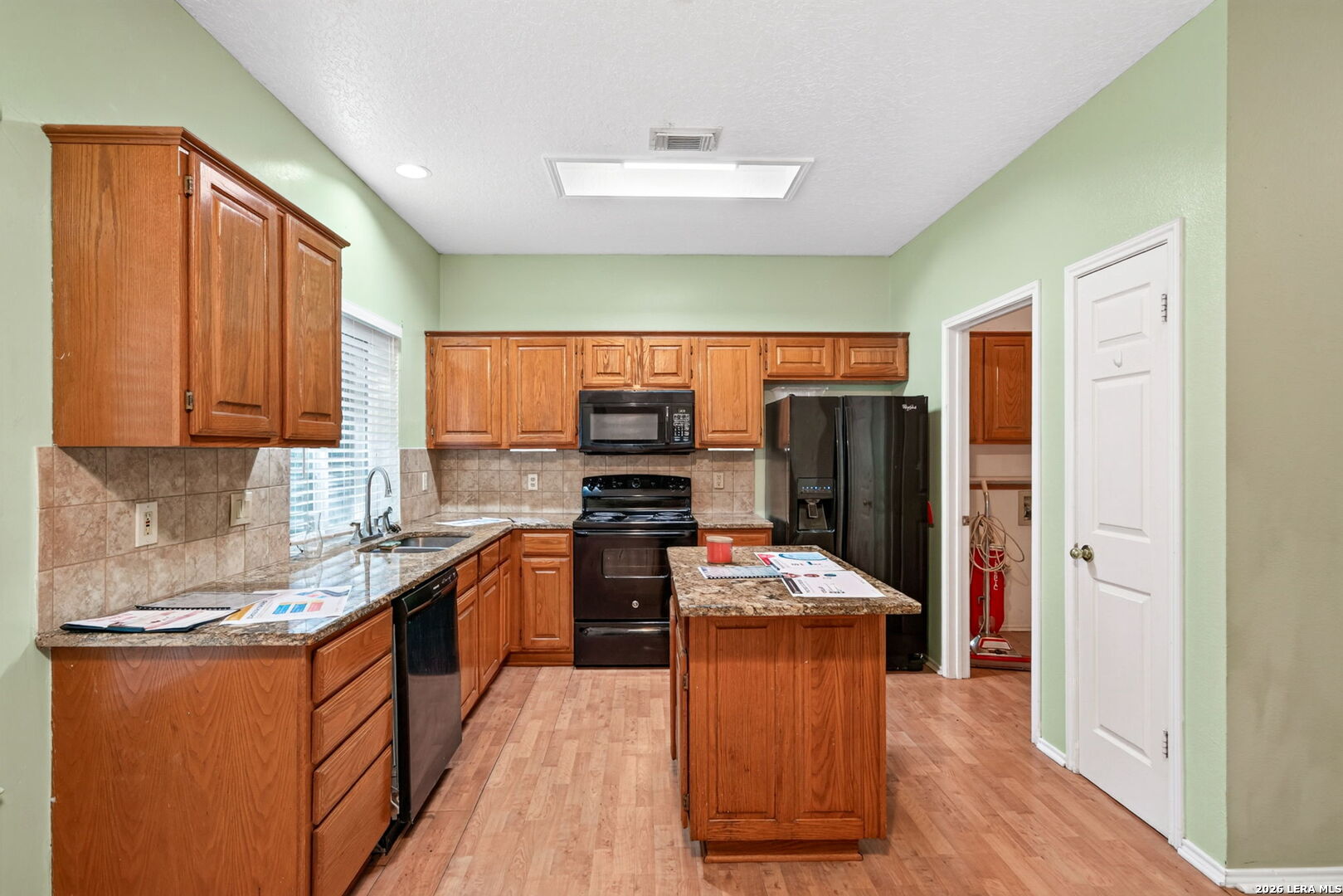 1527 Firwick San Antonio TX 78253