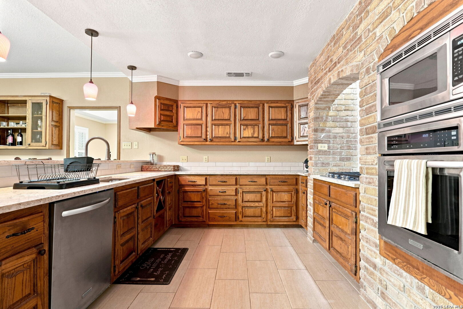 100 Elizabeth Ann Court Castle Hills TX 78213