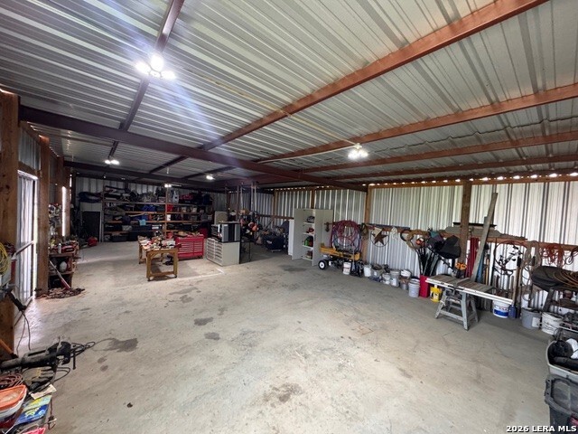 965 County Road 7611 Devine TX 78016