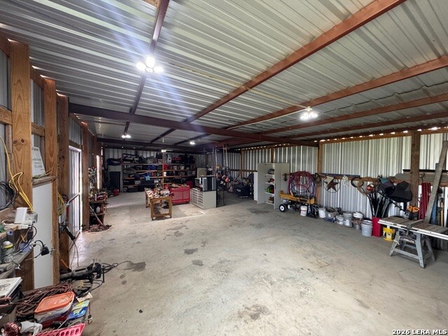 965 County Road 7611 Devine TX 78016