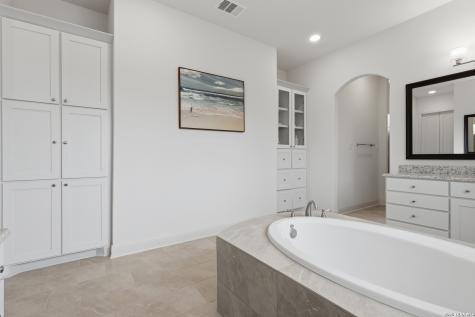 27151 Montana Pass San Antonio TX 78260