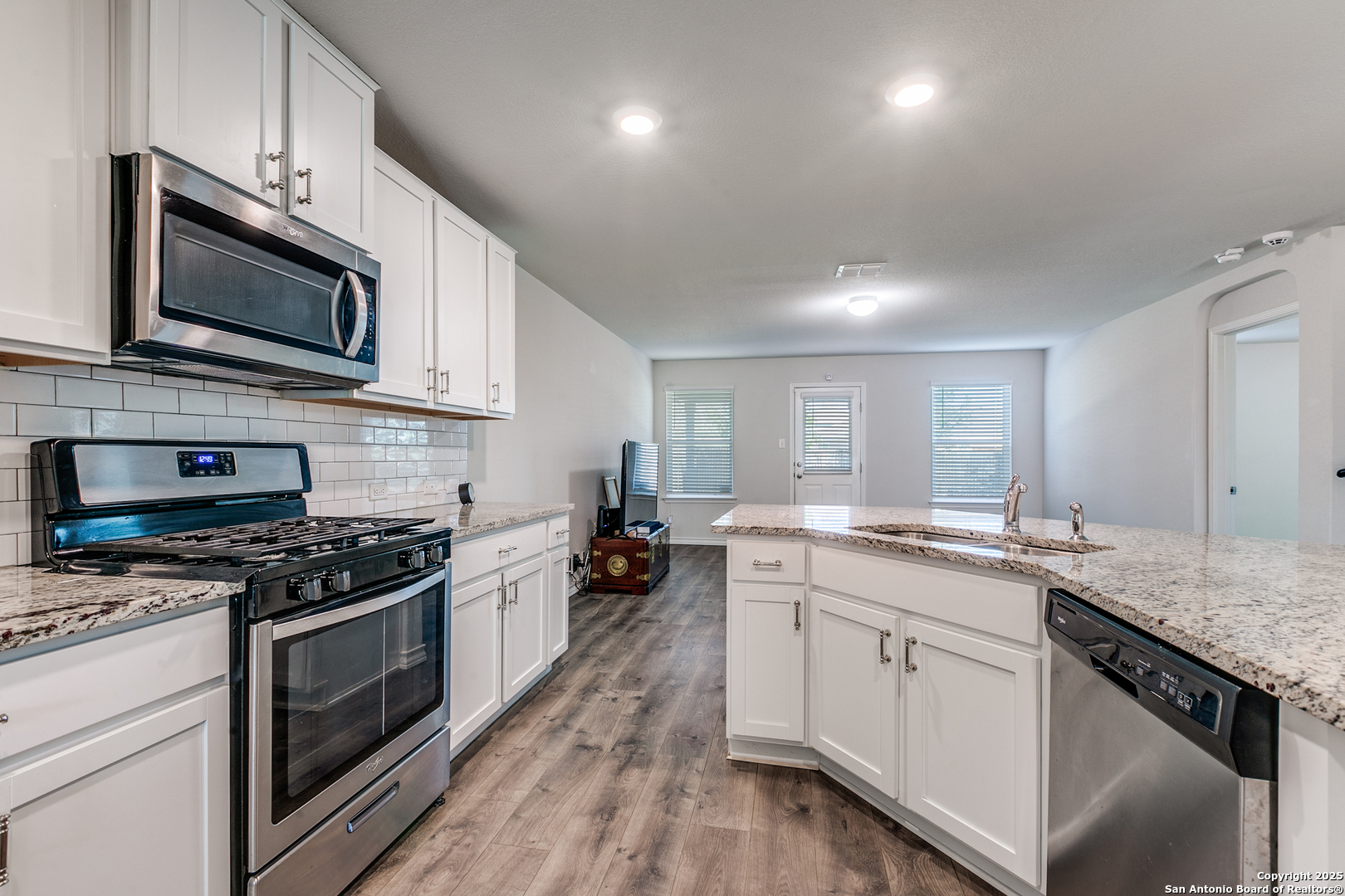4843 Closed Grip San Antonio TX 78261