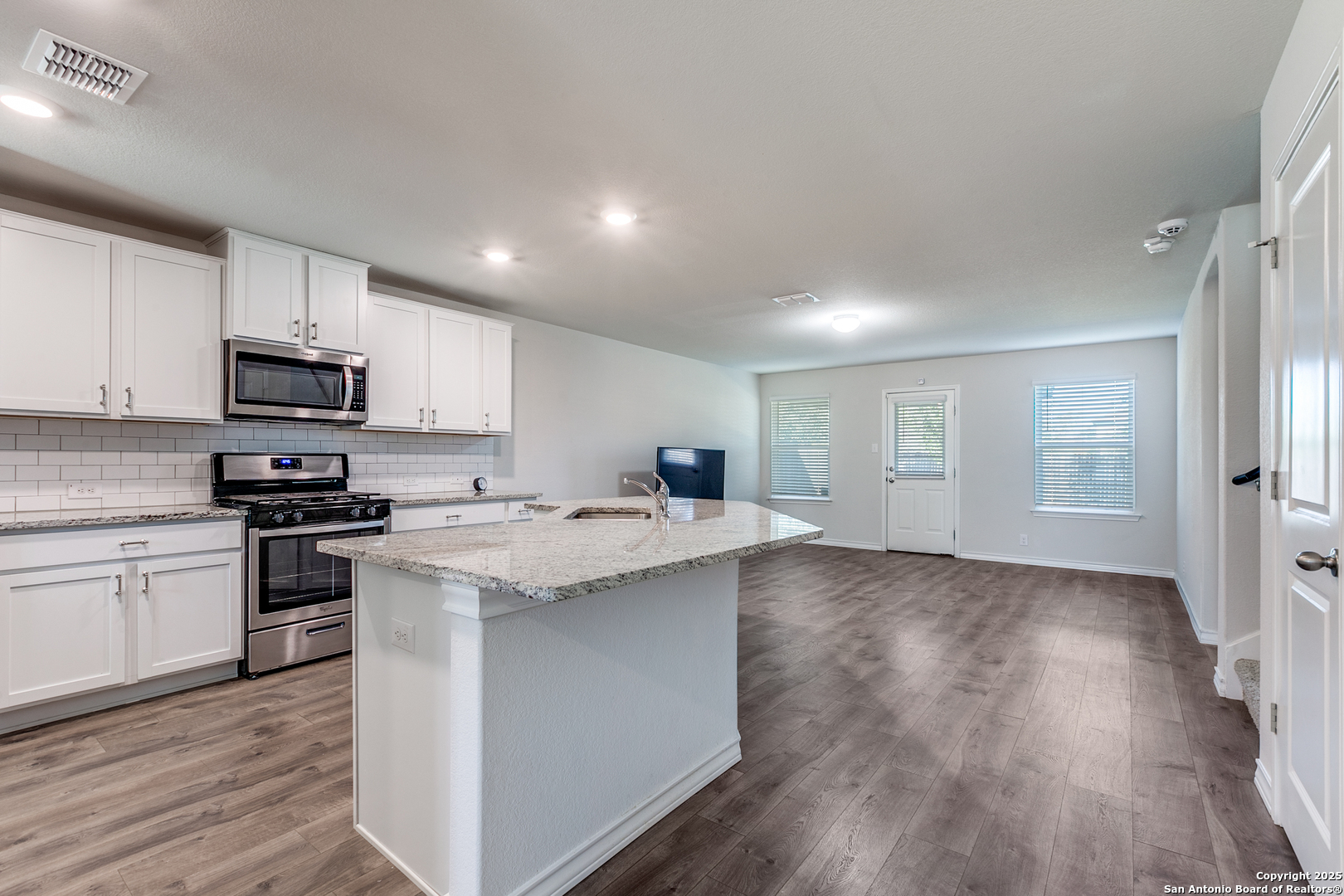 4843 Closed Grip San Antonio TX 78261