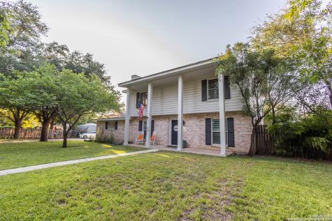 5 Buena Vista Circle Uvalde TX 78801