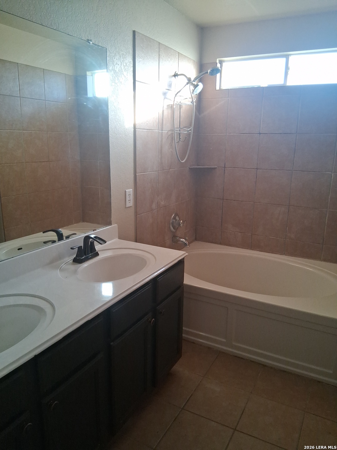 3302 Dunlap Converse TX 78109