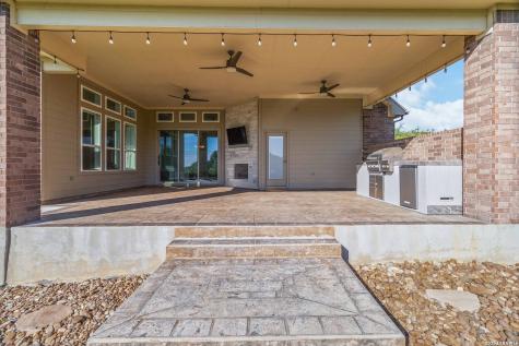 3337 Harvest View Marion TX 78124
