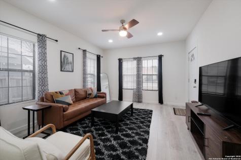 2046 Cincinnati Avenue San Antonio TX 78228
