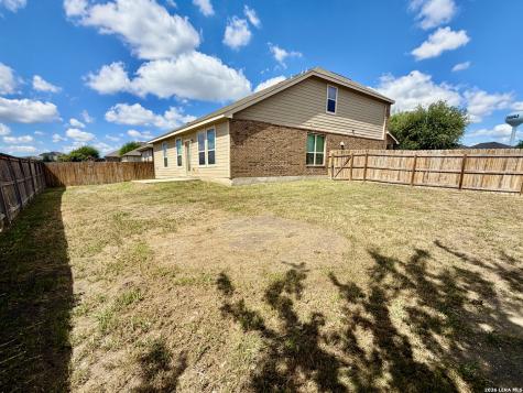 1805 Logan Trail New Braunfels TX 78130