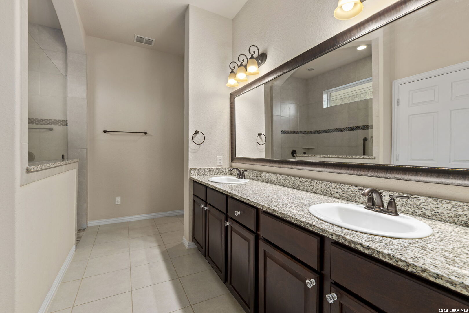 2106 Silent Fox San Antonio TX 78260